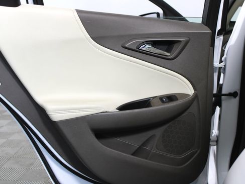 Used 2024 Chevrolet Malibu LT image 32