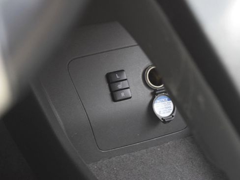 Used 2010 Toyota Prius Five image 12