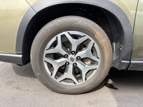 Certified 2024 Subaru Forester Premium AWD/4WD image 10