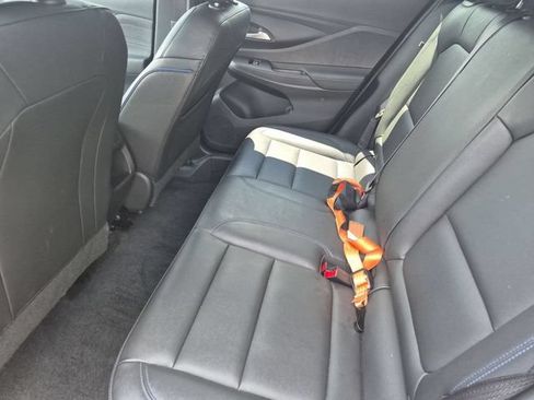 Used 2025 Buick Envista Sport Touring w/ Experience Buick Package FWD image 26