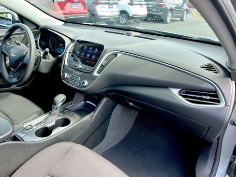 Used 2024 Chevrolet Malibu LT FWD image 23
