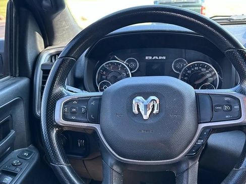 Used 2024 RAM 3500 Tradesman w/ Chrome Appearance Group AWD/4WD image 10