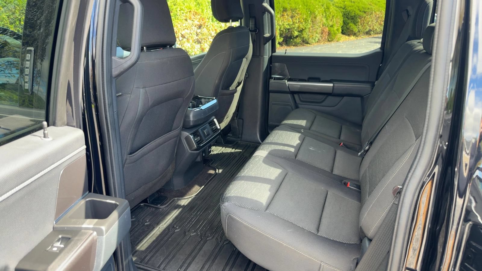Used 2021 Ford F150 XLT w/ Equipment Group 302A High AWD/4WD image 15