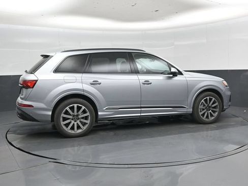 Used 2023 Audi Q7 2.0T Premium Plus w/ Premium Plus Package AWD/4WD image 3