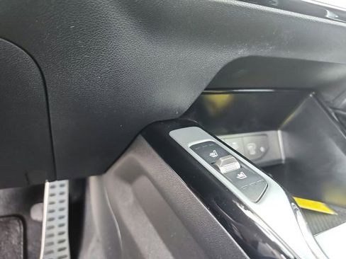 Certified 2025 Kia Sorento SX AWD/4WD image 19