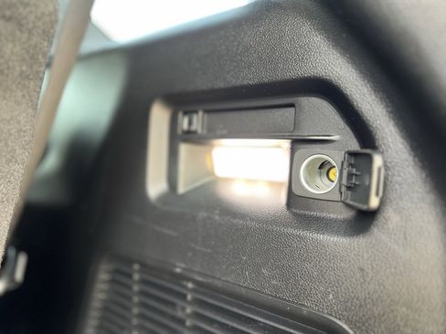 Used 2023 Ford Explorer XLT w/ Equipment Group 202A image 31