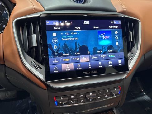 Used 2021 Maserati Ghibli S GranLusso image 27