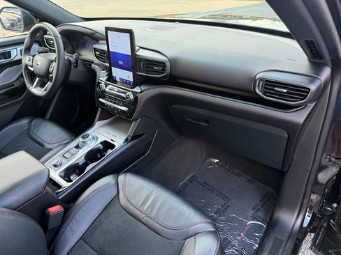 Used 2023 Ford Explorer ST w/ Equipment Group 401A AWD/4WD image 19