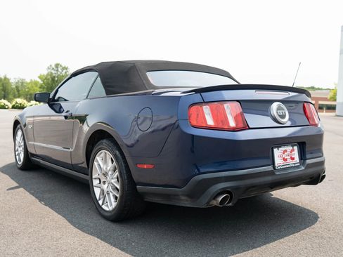 Used 2012 Ford Mustang GT Premium image 4