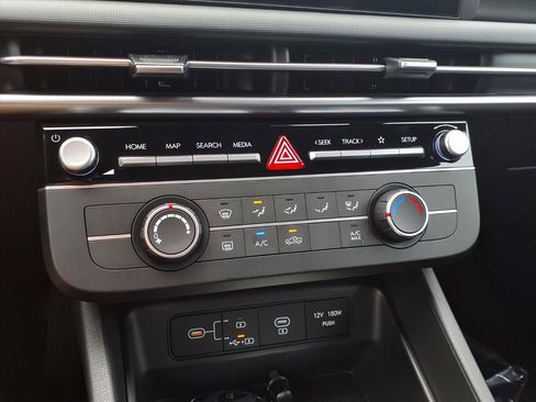 New 2026 Hyundai Santa Cruz SE AWD/4WD image 17