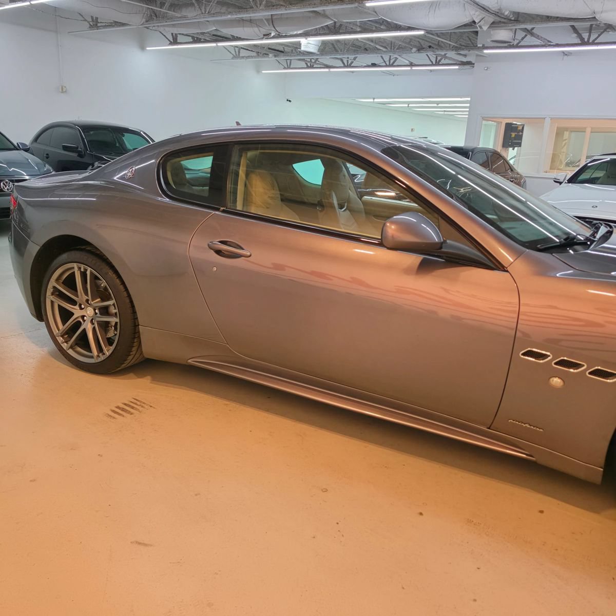 Used 2015 Maserati GranTurismo Sport RWD image 7