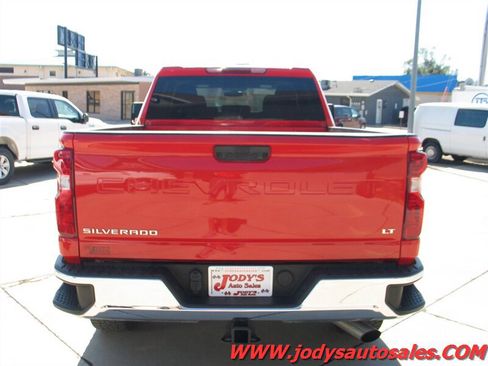 Used 2022 Chevrolet Silverado 2500 LT w/ Convenience Package AWD/4WD image 37