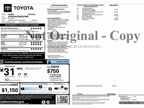 Used 2022 Toyota Camry XSE image 2