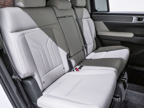Certified 2026 Hyundai Santa Fe SEL FWD image 12