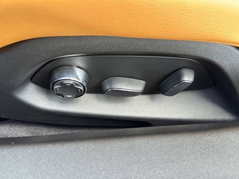 Used 2025 Chevrolet Corvette Z06 image 7