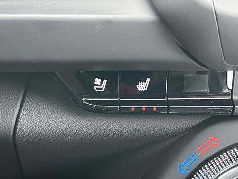 Certified 2021 Chevrolet Camaro SS image 6