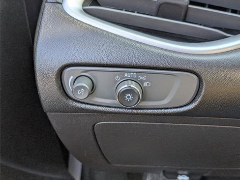 Used 2021 Chevrolet Malibu RS image 19