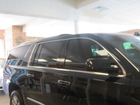 Used 2019 GMC Yukon XL Denali AWD/4WD image 70