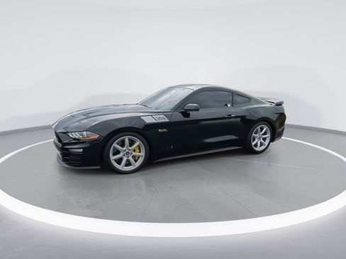 Used 2019 Ford Mustang GT image 4