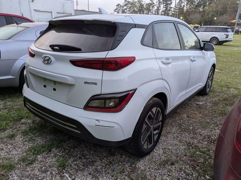 Used 2023 Hyundai Kona SE w/ Cargo Package image 5