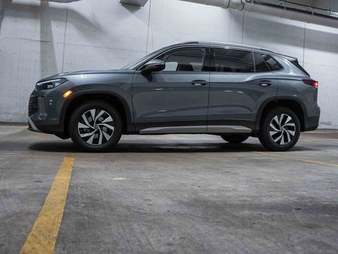 New 2025 Volkswagen Tiguan S image 3