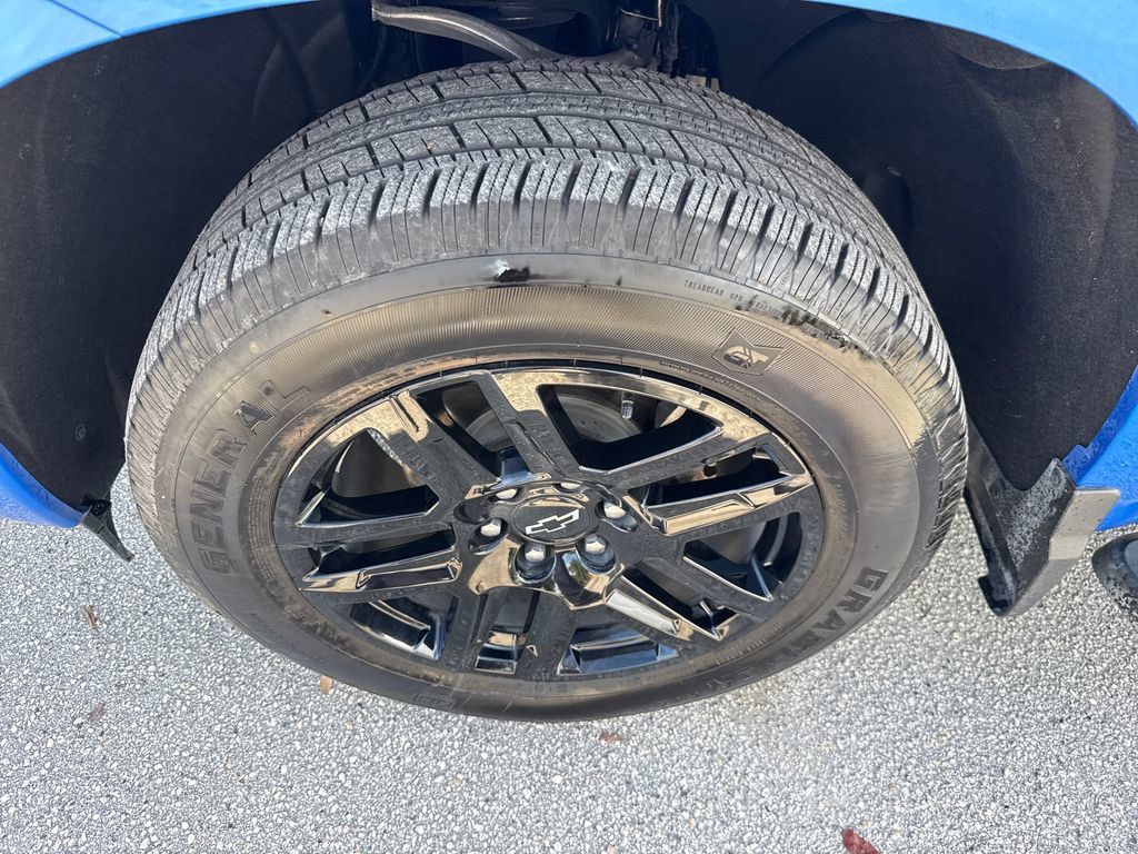 Used 2025 Chevrolet Silverado 1500 RST w/ Convenience Package II RWD image 13
