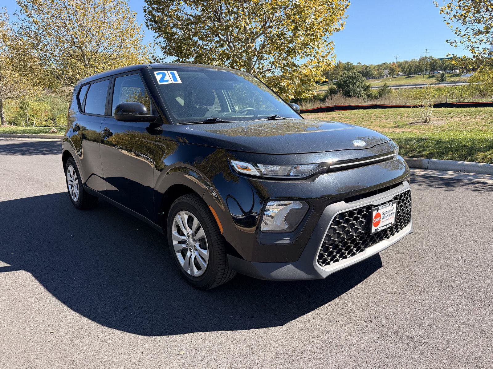 Used 2021 Kia Soul LX FWD image 2