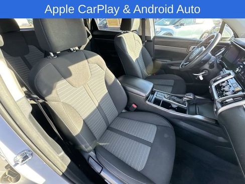 Used 2021 Kia Sorento LX image 28