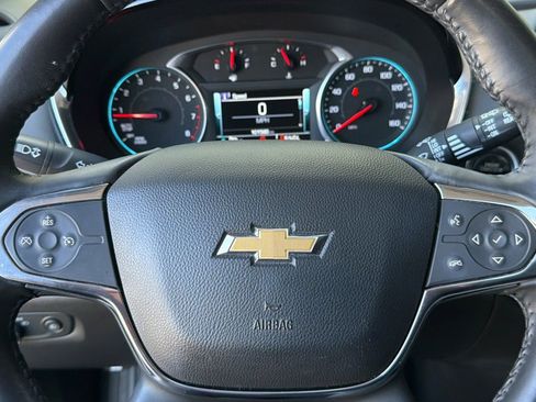 Used 2018 Chevrolet Traverse LT AWD/4WD image 35