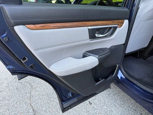 Used 2017 Honda CR-V EX image 17