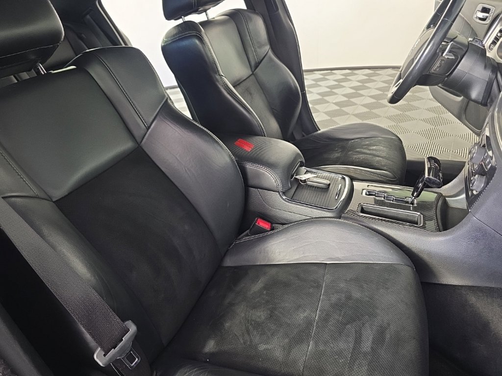 Used 2014 Dodge Charger R/T RWD image 34