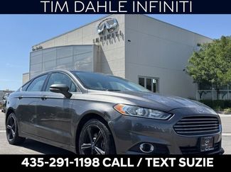 Used 2016 Ford Fusion SE image 1