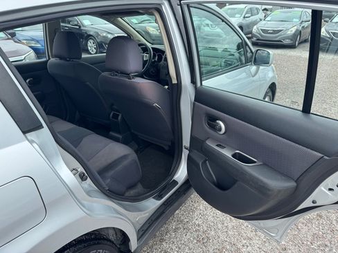 Used 2007 Nissan Versa S w/ Convenience Pkg image 15