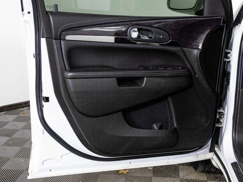 Used 2016 Buick Enclave Leather image 20