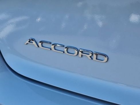 Certified 2025 Honda Accord SE image 30
