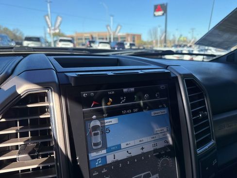 Used 2017 Ford F350 Platinum w/ Platinum Ultimate Package image 30