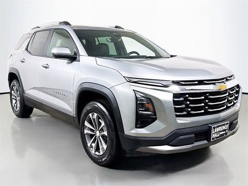 Certified 2025 Chevrolet Equinox LT w/ Convenience Package II image 3