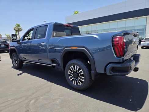 New 2025 GMC Sierra 2500 Denali Ultimate w/ Max Trailering Package image 3