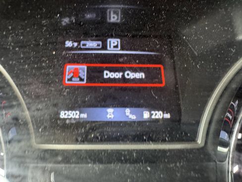 Used 2019 Nissan Pathfinder SV image 17