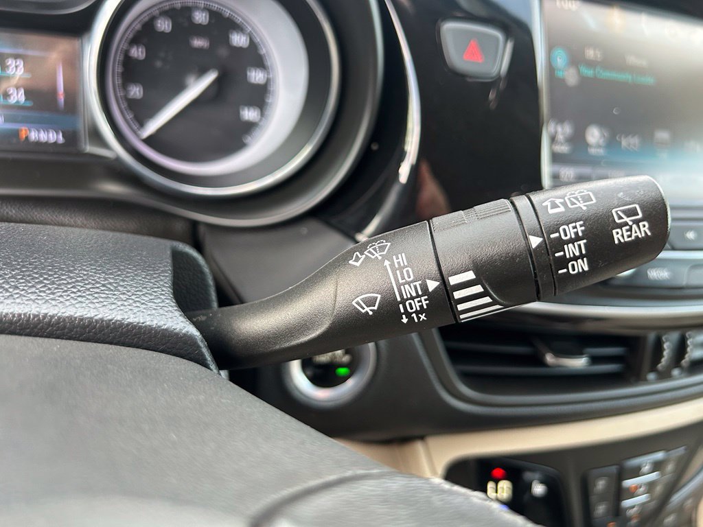 Used 2019 Buick Envision Preferred w/ LPO, Cargo Package FWD image 27