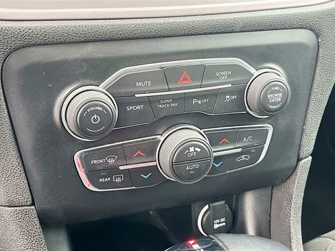Used 2023 Dodge Charger R/T RWD image 15
