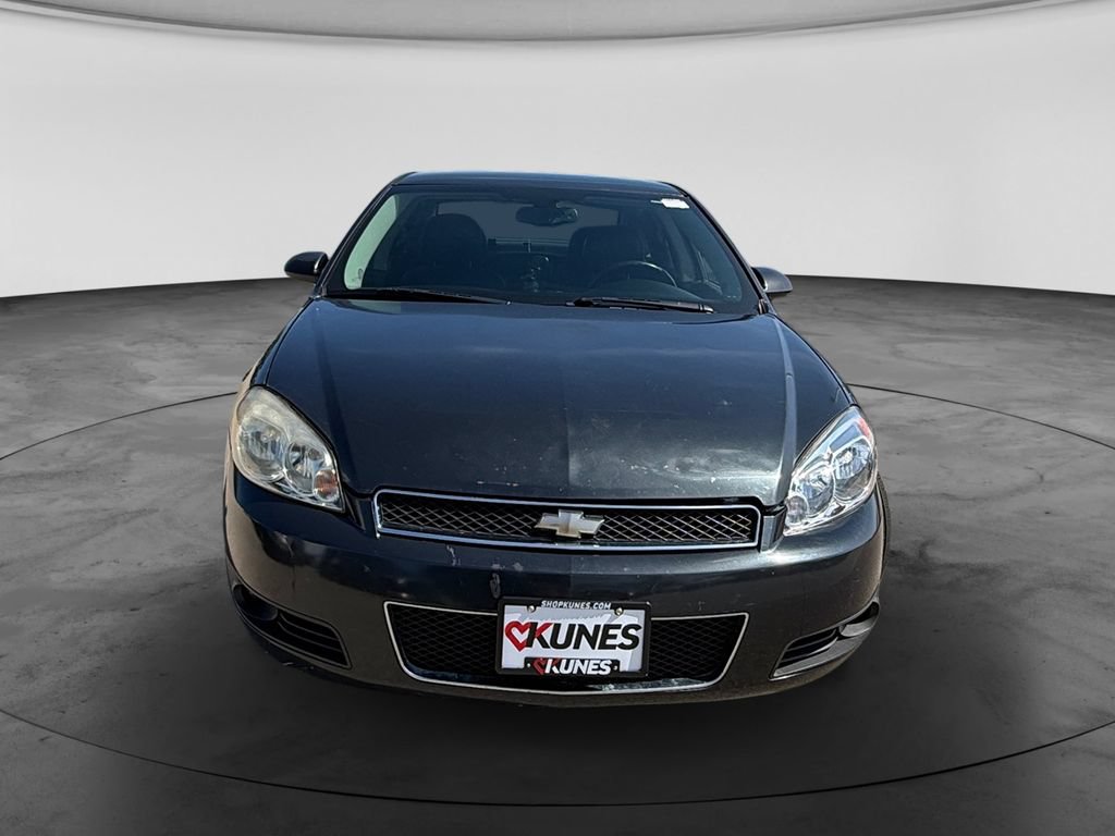 Used 2013 Chevrolet Impala LTZ FWD image 3
