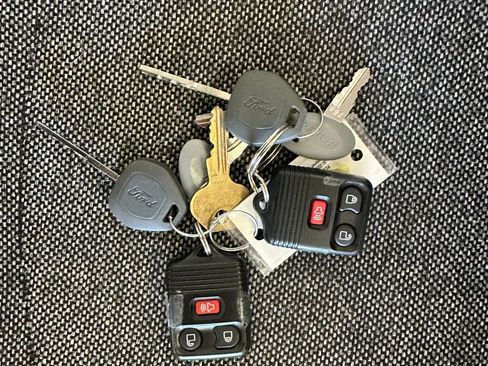 Used 2025 Ford E-450 and Econoline 450 Super Duty w/ Driver's Safety Package RWD image 6