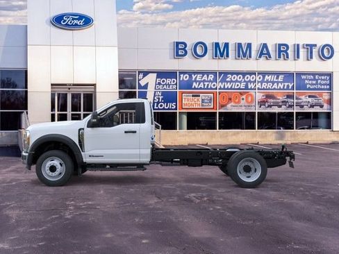 New 2026 Ford F450 XL w/ XL Chrome Package RWD image 3