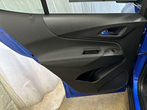 Used 2024 Chevrolet Equinox RS FWD image 23