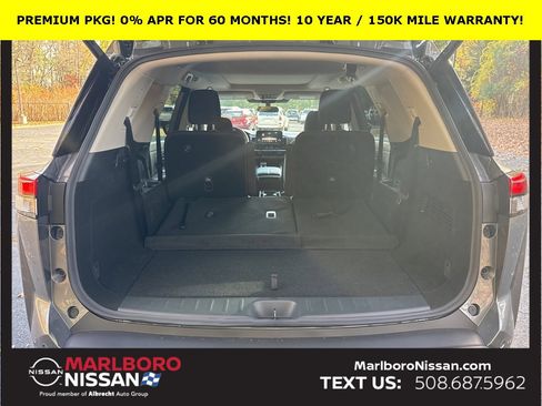 New 2025 Nissan Pathfinder SV w/ SV Premium Package image 15