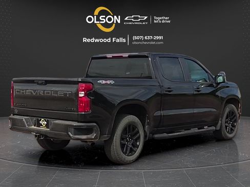 Used 2024 Chevrolet Silverado 1500 Custom w/ Turbomax Blackout Package AWD/4WD image 5
