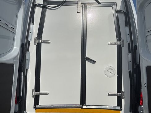 New 2026 Mercedes-Benz Sprinter 2500 image 14