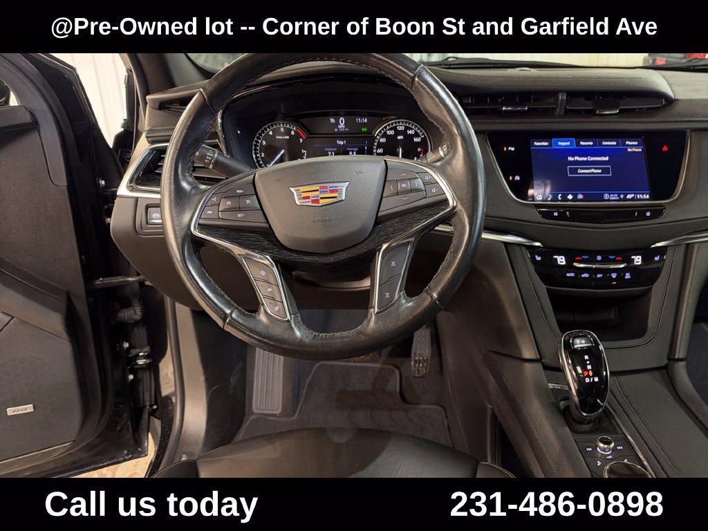 Used 2022 Cadillac XT5 Premium Luxury AWD/4WD image 17