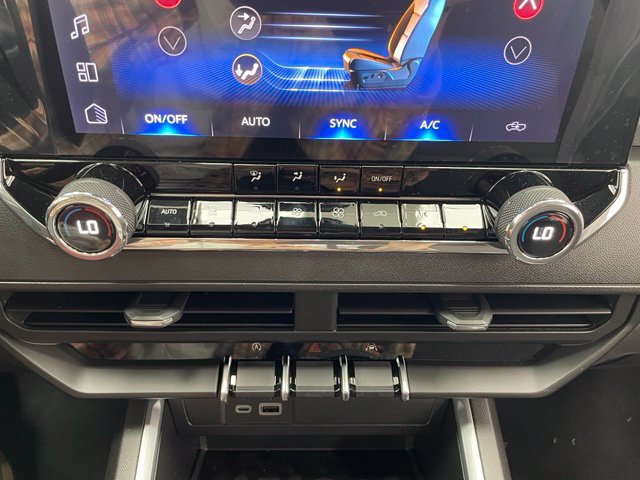 New 2026 Chevrolet Colorado Trail Boss AWD/4WD image 13